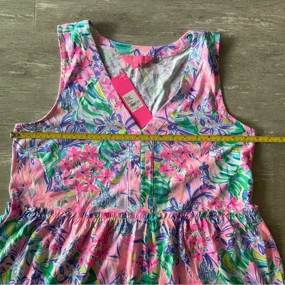 NWT Lilly Pulitzer Disney Parks Minnie Mouse and Daisy Duck V Neck Lorina Dress - Picture 5 of 6